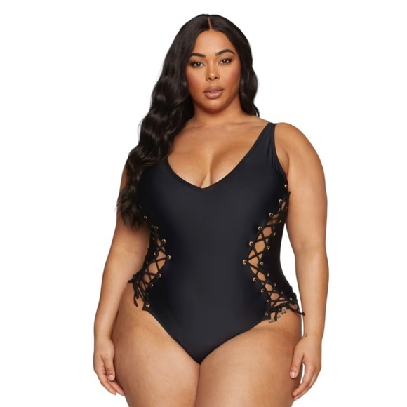 FASHION TO FIGURE Myla Lace-Up Detail One-Piece Swimsuit Size 2 - Picture 1 of 5